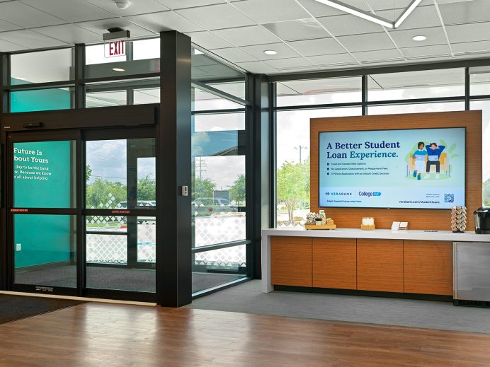 Digital Signage inside VeraBank branch